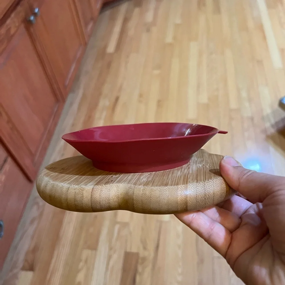 Baby Plate Natural bamboo w/detachable suction ring